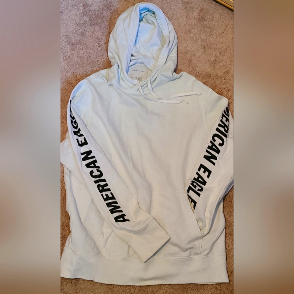 Men's AE Hoodie in size large